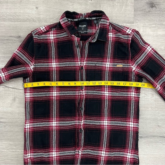 🔥 ONLY & SONS Flannel / Plaid Button Up Shirt - Picture 14 of 15